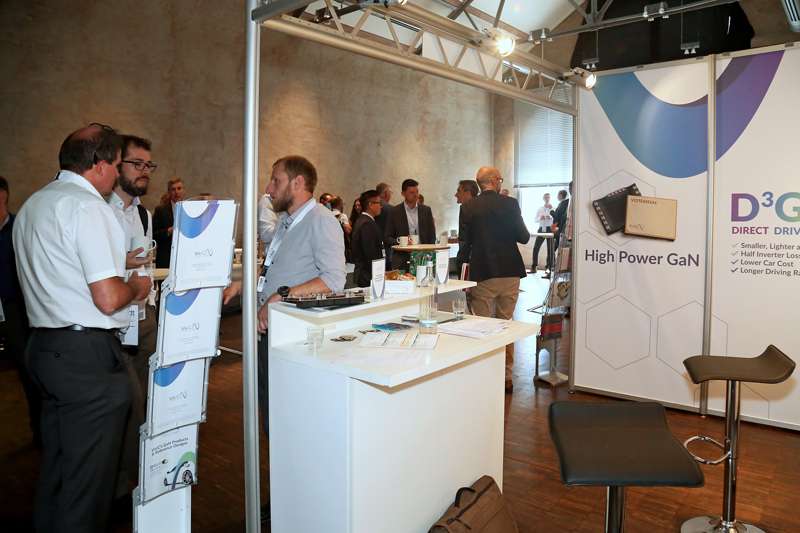 Ausstellungsstand auf der EEHE Konferenz für Elektrik und Elektronik in Hybrid- und Elektrofahrzeugen